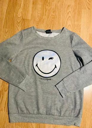 Кофта на розмір 46.