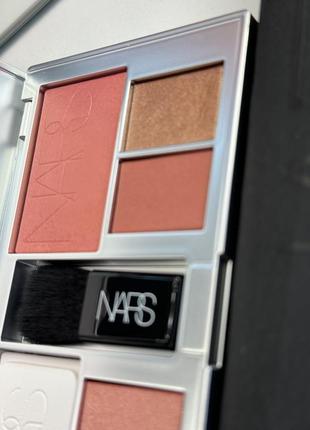 Палитра для лица nars light reflectingtm ultimate face palette