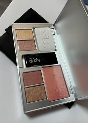 Палитра для лица nars light reflectingtm ultimate face palette