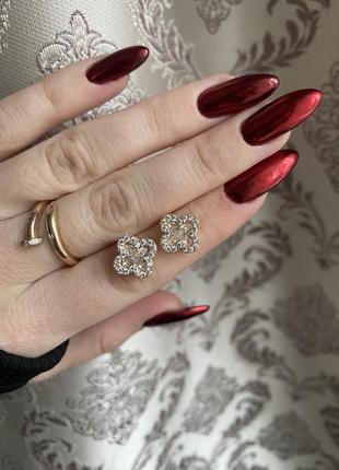Сережки клевери
