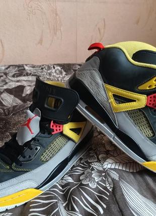 Кроссовки jordan spizike 3m