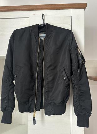 Бомбер alpha industries