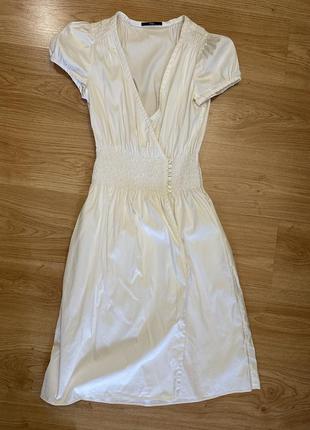 Бело-молочное платье hugo boss, размер s/м
