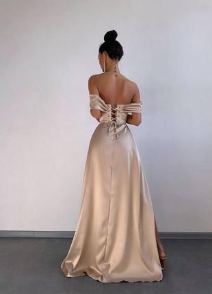 Жіноча вишукана ошатна вечірня бежева довга сукня: окремо корсет і спідниця випукний