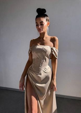 Жіноча вишукана ошатна вечірня бежева довга сукня: окремо корсет і спідниця випукний