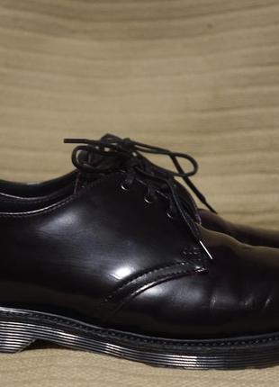 Культовые темно баклажанные лакированные кожаные туфли  dr. martens англия 6 р. ( 26 см.)