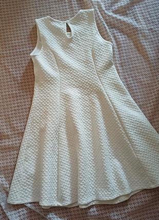 Нарядное белое платье с вышивкой стразами yd8 фото