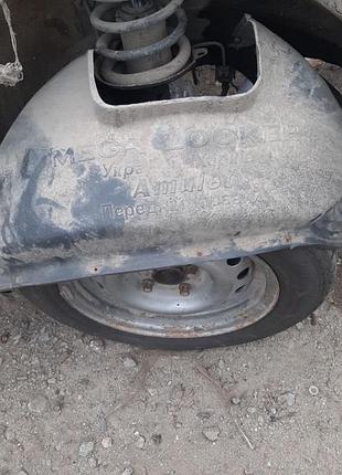 Підкрилок передній правий mega locker chery amulet чері амулет бу розбірка