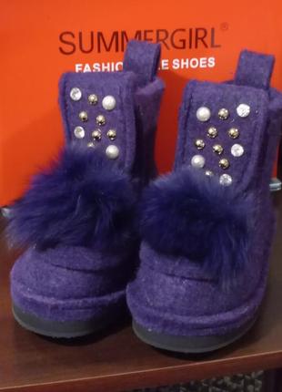 Женские зимние угги бурки из натурального войлока и шерсти с натуральным бубоном.