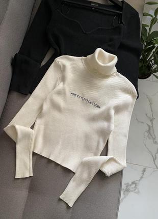 Водолазка в рубчик prettylittlething