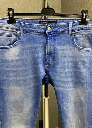 Голубые джинсы от бренда burton3 фото