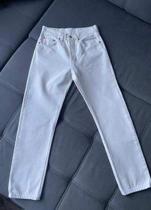 Белые женские джинсы levi's 26 размер 501
