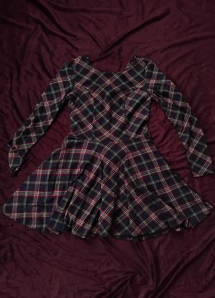 Нарядное праздничное платье