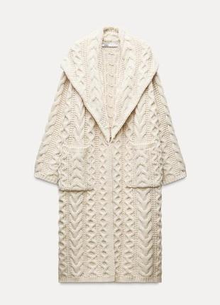 Довге пальто крупної в’язки zara