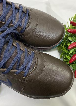 Кросівки чоловічі 2