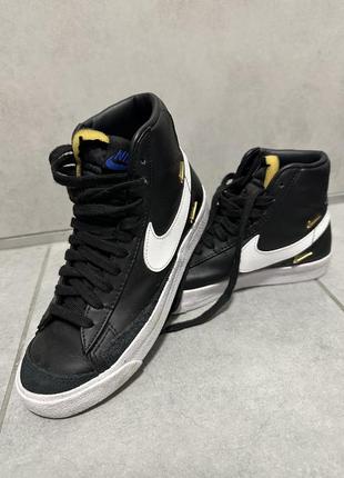 Кроссовки nike
