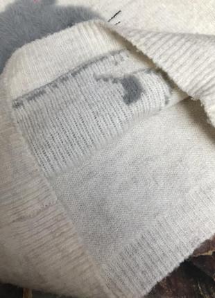 Светр»зайчик»