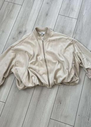 Женский бомбер cos