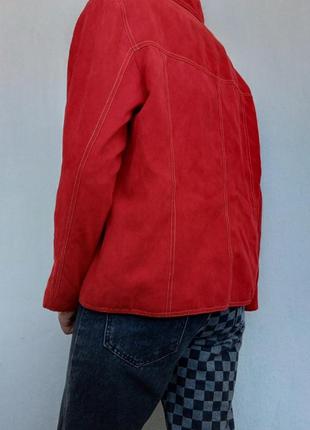 Красный велюровый пиджак на молнии3 фото
