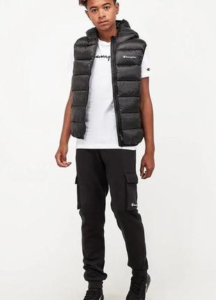Жилет чемпион жилетка детская champion black gilet kids для мальчика девочки zara безрукавка куртка nike дутая стеганая спортивная under armour