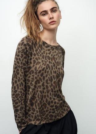 Однотонний светр леопардовий zara new