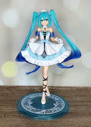 Фигурка - статуэтка на подставке "мику хацунэ. золушка. miku"  (фиг0080)