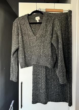 Теплий костюм зі спідницею h&m