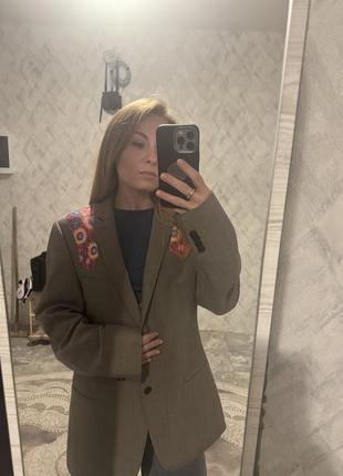 Жіночий жакет/ піджак