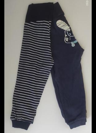 Набір дитячих штанів від бренду lupilu