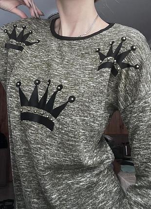 Кофта жіноча/дівоча легенька з короною