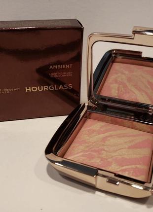 Рум’яна hourglass ambient lighting blush lumiere diffused heat