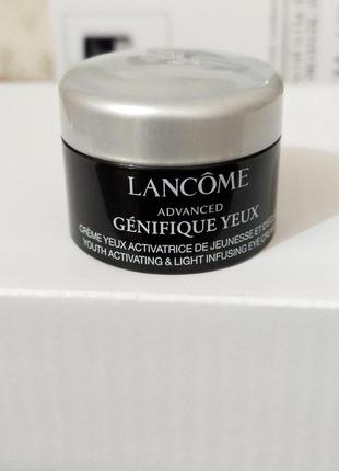 Омолаживающий крем для кожи вокруг глаз lancome genifique