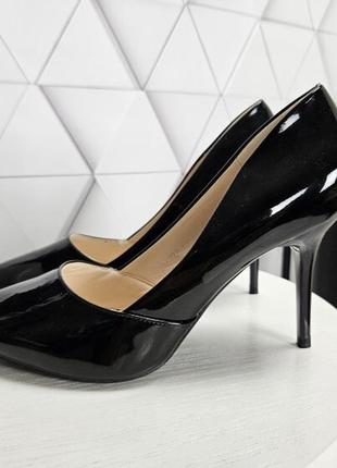 Жіночі шкіряні туфлі на високих підборах seven чорні3 фото