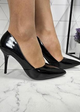 Жіночі шкіряні туфлі на високих підборах seven чорні1 фото