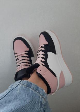 Женские кроссовки boots winter white black pink