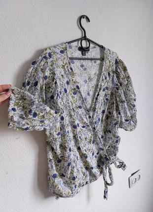 Блуза на запах у квітковий принт2 фото