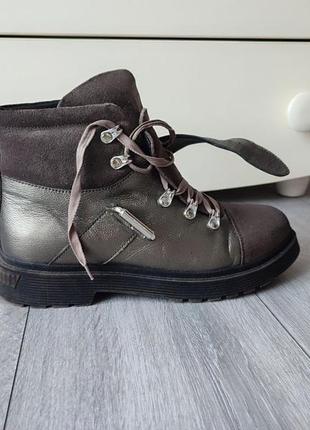 Ботинки зимние женские