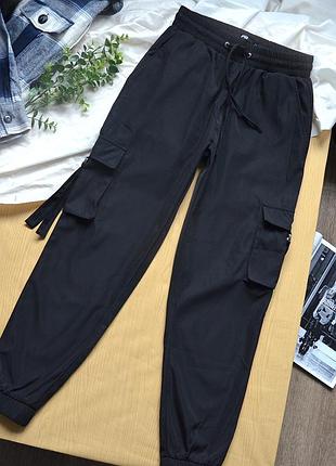 Красивые осенние джоггеры fb sister, высокая посадка, пояс резинка и стягивается шнурком