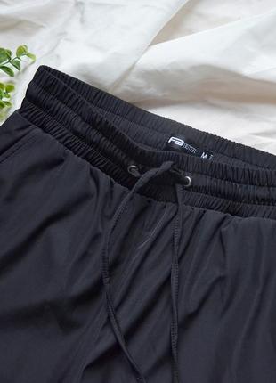 Красивые осенние джоггеры fb sister, высокая посадка, пояс резинка и стягивается шнурком