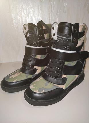 Сникерсы marc jacobs