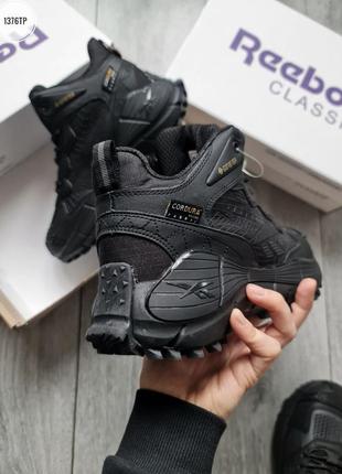 Мужские кроссовки зима reebok zig kinetica midi edge black fur5 фото