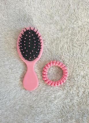 Набор : мини-расческа для волос и резинка