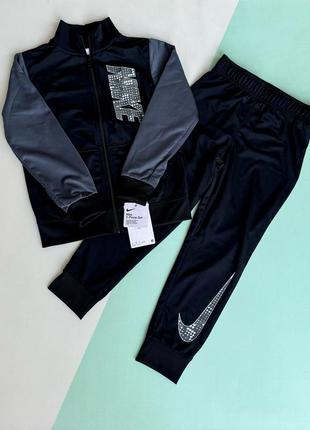 Комплект nike для мальчиков  🛍в наличии:  ✅ 6 лет (110-116)