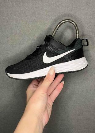 Кроссовки nike 28 р