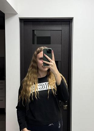 Кофта с надписью