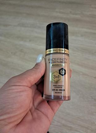 Тональный крем max factor face finity