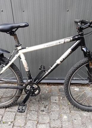Велосипед rockrider 26", алюміній, чорний з білим б/у