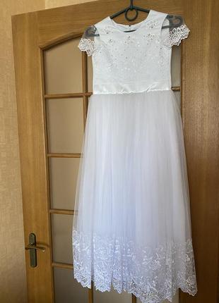 Плаття на перше причастя