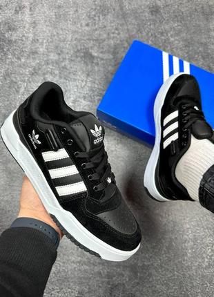 Adidas forum low black