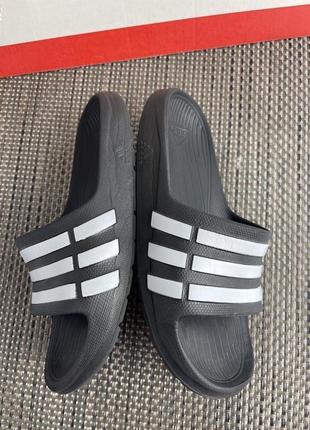 Шльопанці adidas3 фото